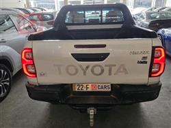 تۆیۆتا هایلۆکس